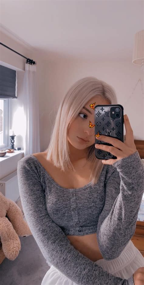 Sweet bubbly petite teen : r/onlyfans